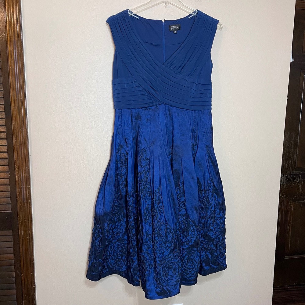 Adrianna Papell Woman Blue Rosette Embroidery Ruched Cocktail Dress 14W